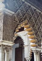 05 Sevilla - Alcazar Patio Doncellas TorDetail 